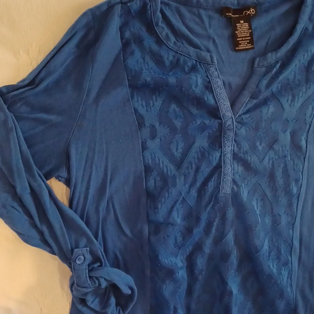 Blouse - Picture 2 of 5